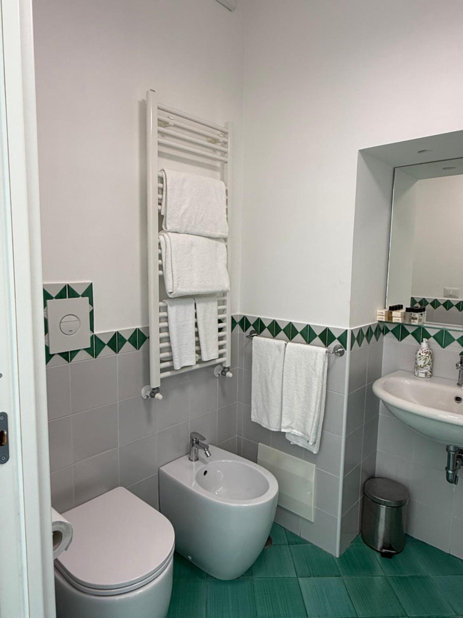 Casa Gabriella - Amalfi Coast - Free Parking - Full Sea View Villa Vietri Exterior foto